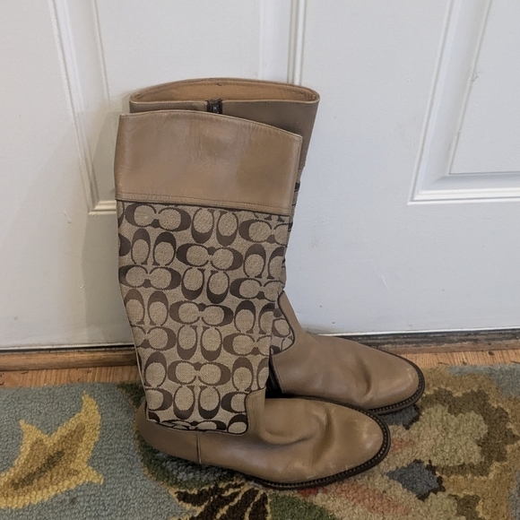 Coach Carole G1 Monogram Boots - Picture 1 of 5